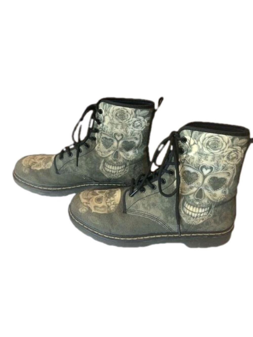 Unisex unbranded green sugar skull combat boots. Women Sz 11. Men Sz 8.5. Goth